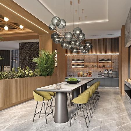 Courtyard By Marriott Prishtina Hotel Пристина Екстериор снимка